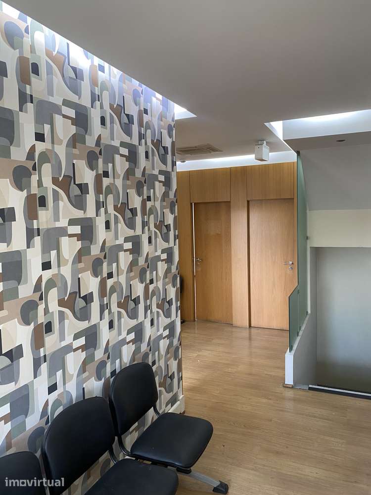 **Escritórios profissionais no centro de Barcelos – desde 260€** - Grande imagem: 4/10