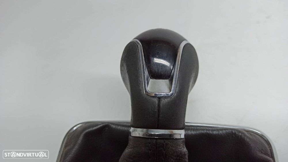 MANÍPULO DA ALAVANCA DE VELOCIDADES SEAT IBIZA SC (6P5) STYLE CONNECT - 4