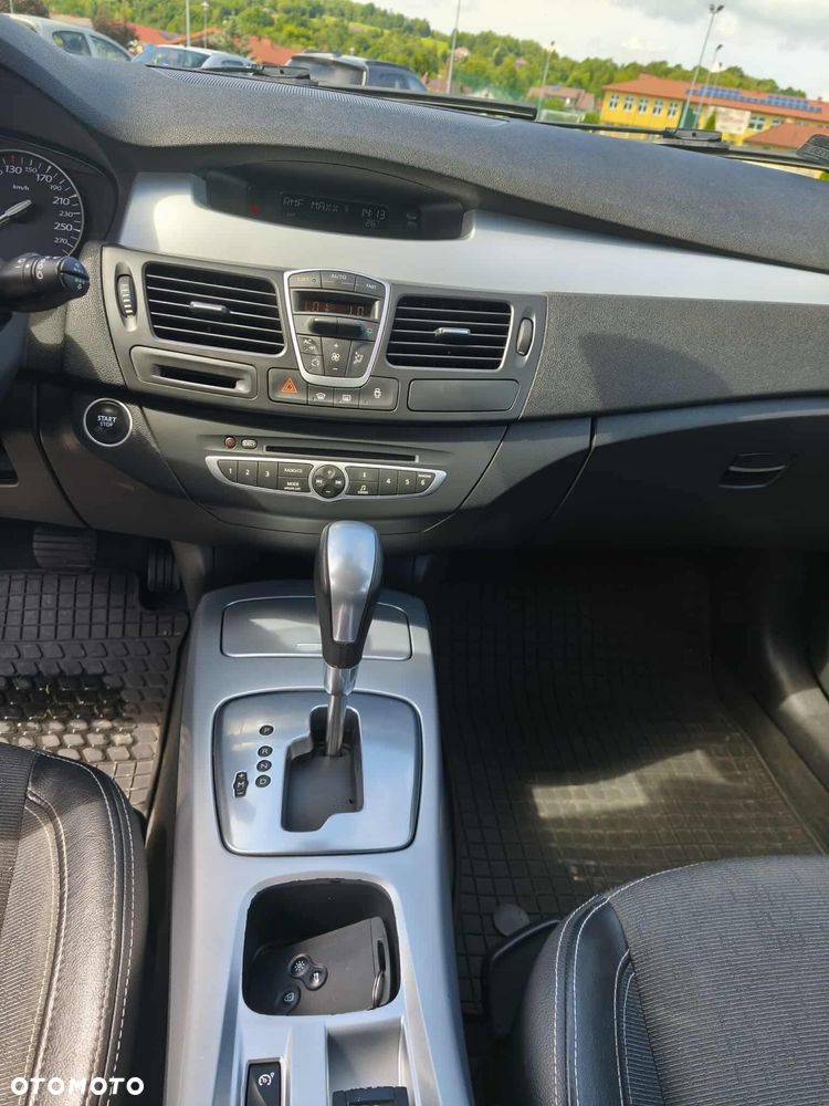 Renault Laguna - 7