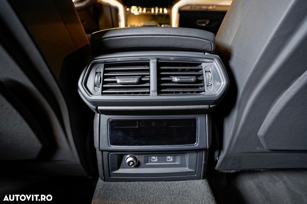 Lamborghini URUS - 40