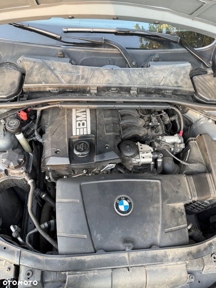 BMW Seria 3 318i - 14