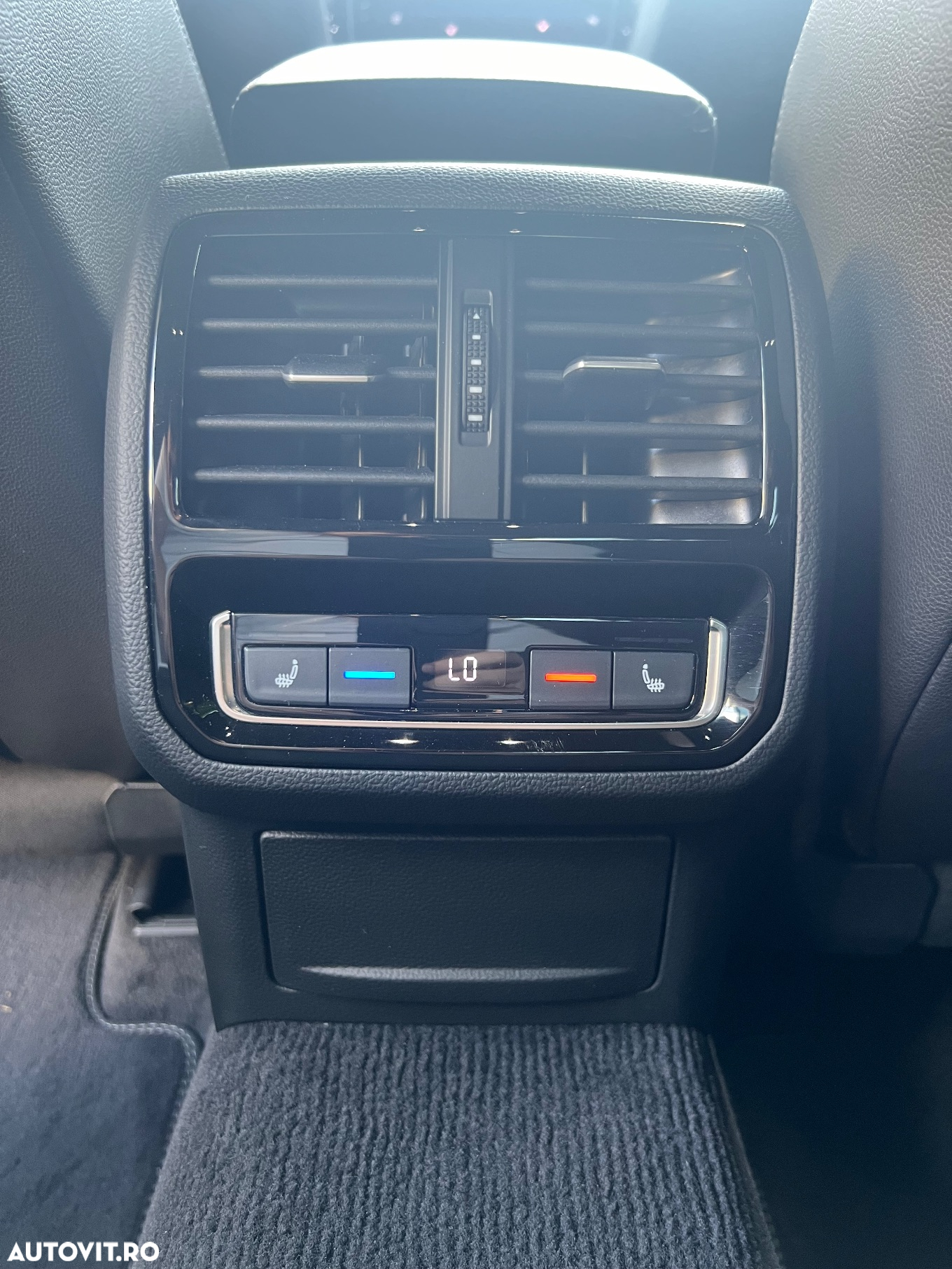 Volkswagen ARTEON 2.0 TDI DSG 4Motion R-Line - 15