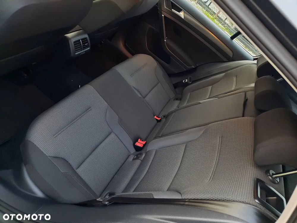 Volkswagen Golf 1.4 TSI BMT Comfortline - 18