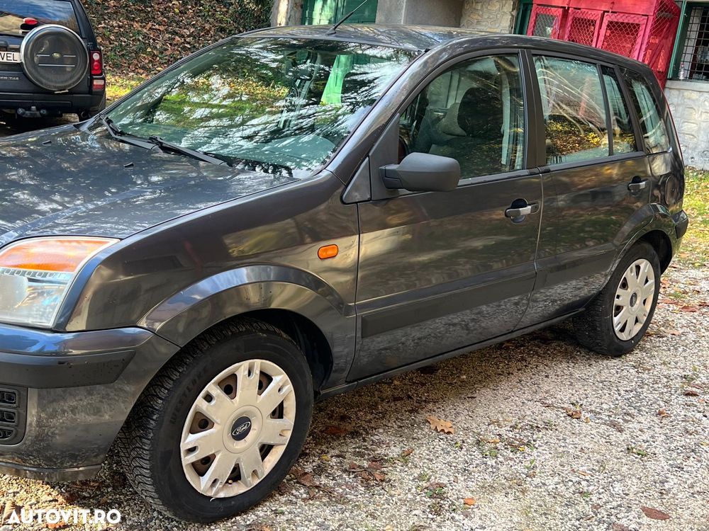 Ford Fusion 1.4 + - 5