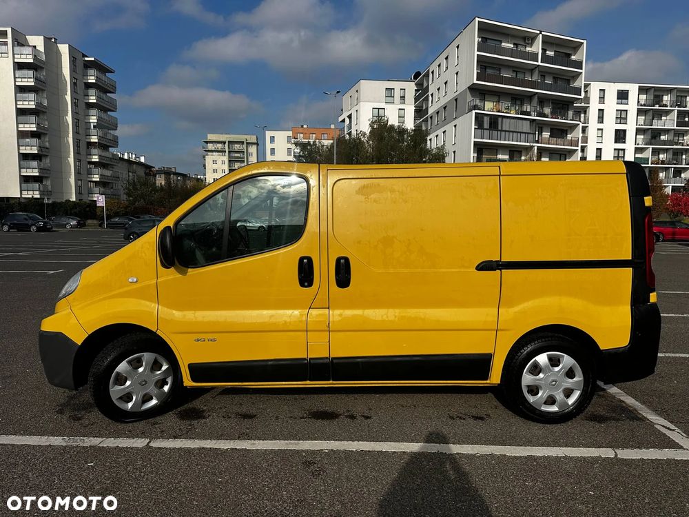 Renault Trafic 2012 photo 3