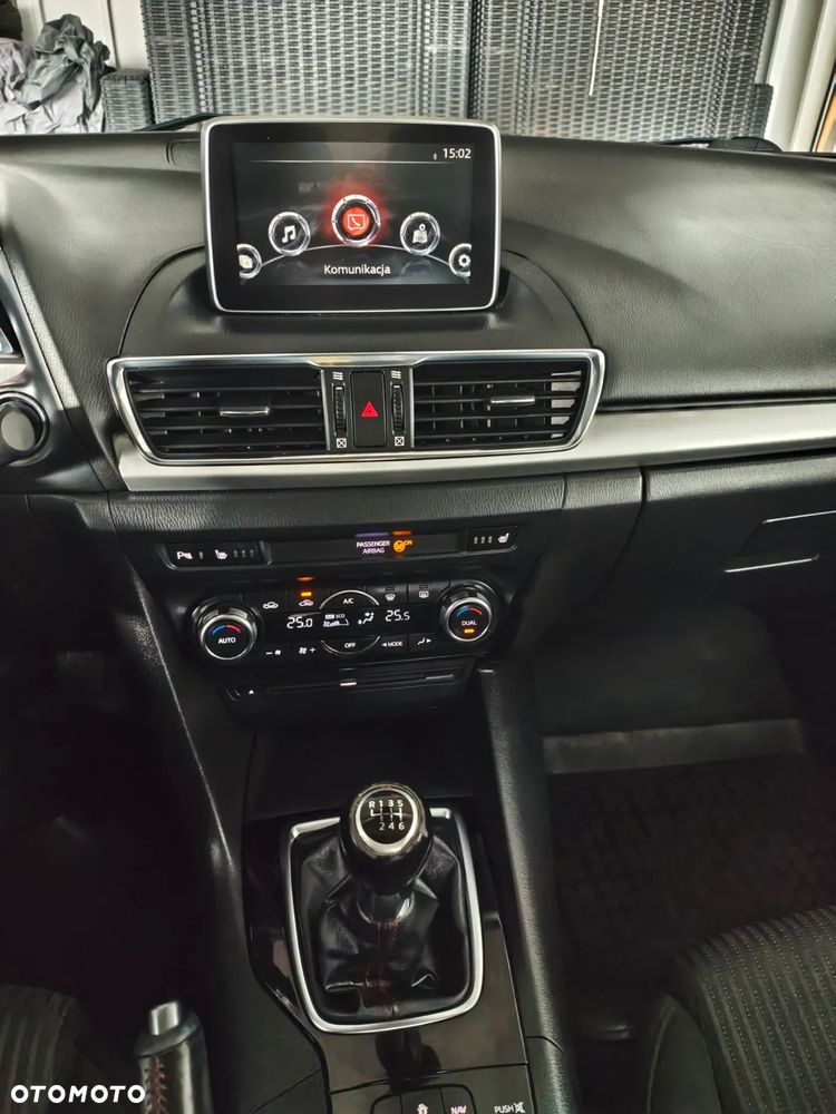 Mazda 3 - 16