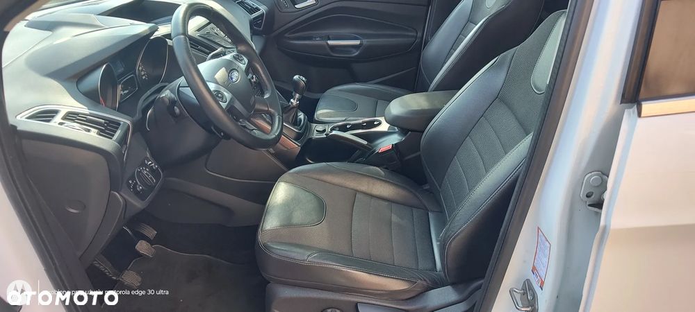 Ford Kuga 2.0 TDCi 2x4 Individual - 21