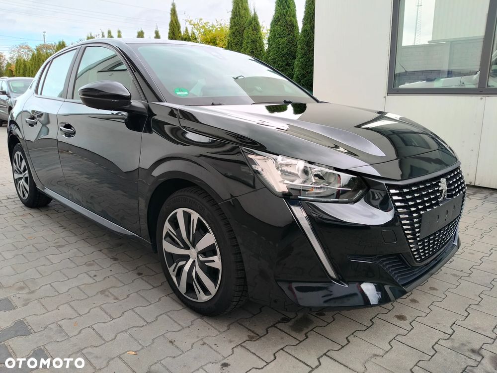Peugeot 208 - 4