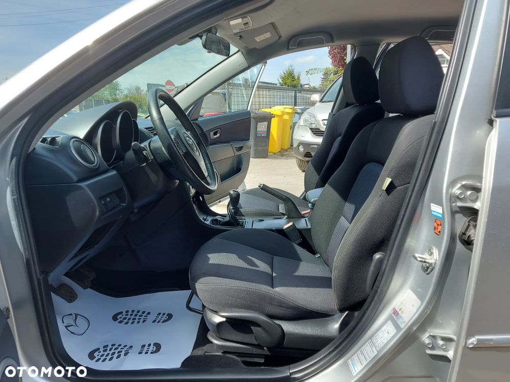 Mazda 3 1.6 Sport Active - 18
