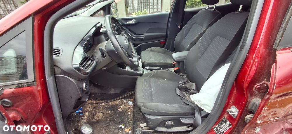 Ford Fiesta - 11