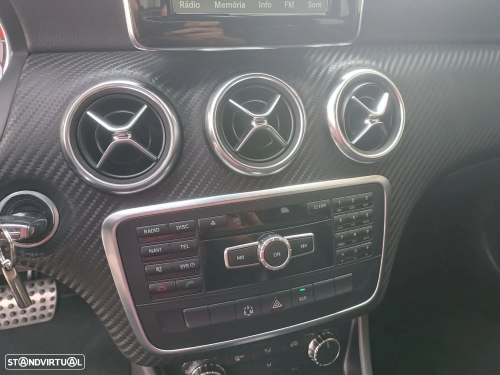Mercedes-Benz A 220 CDI 7G-DCT AMG Line - 20