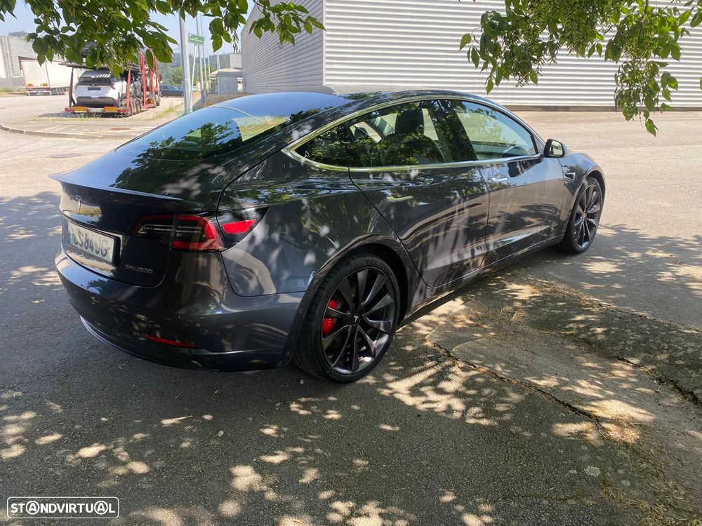 Tesla Model 3 Performance Dual Motor AWD - 4
