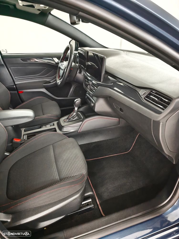 Ford Focus 1.0 EcoBoost MHEV ST-Line Aut. - 19