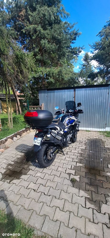 Suzuki V-STROM - 8