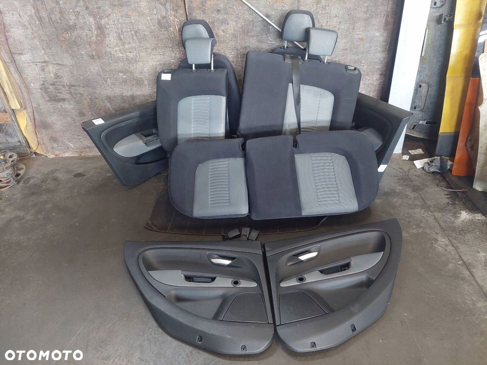 FOTELE KOMPLET LEWY PRAWY KANAPA TYŁ + BOCZKI FIAT GRANDE PUNTO I - 1