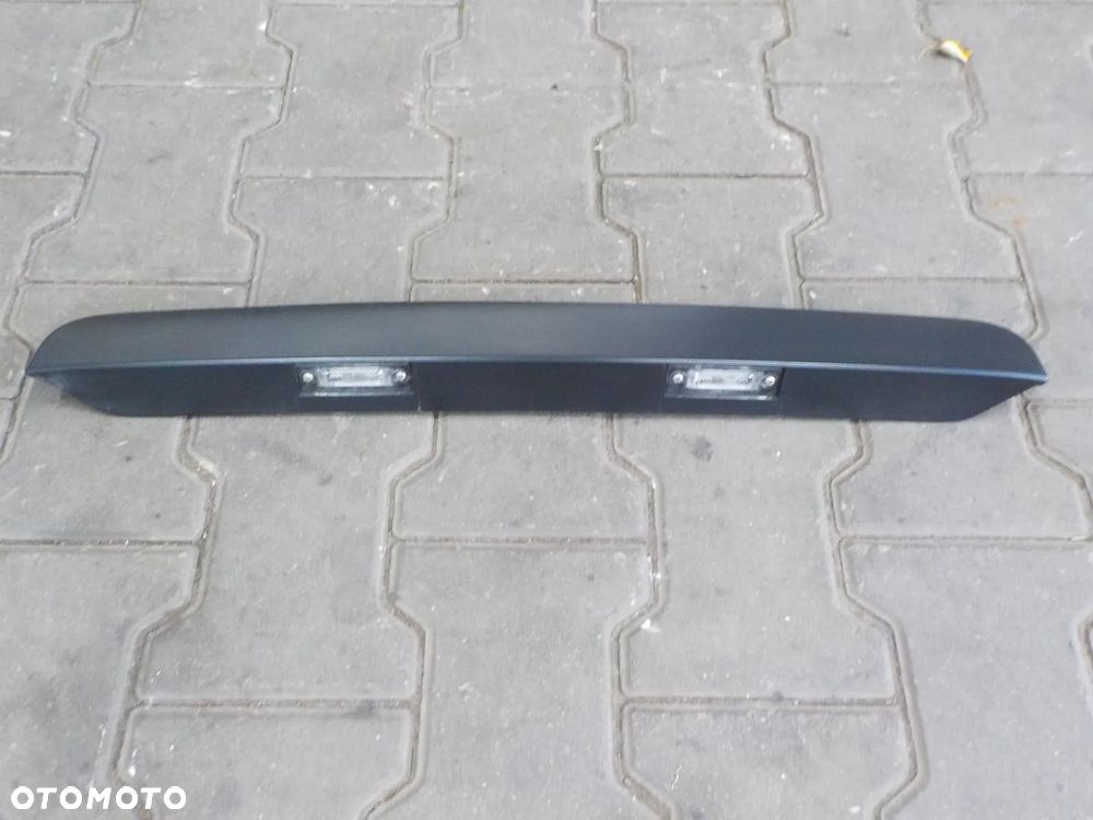 VW T5 PLASTIK LISTWA BLENDA PODŚWIETLENIA TABLICY KLAPA - 2