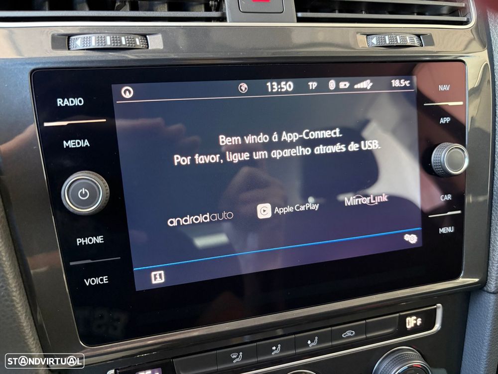 VW Golf Variant 1.6 TDi Confortline - 31