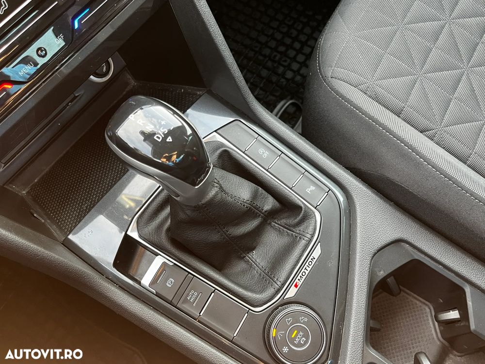 Volkswagen Tiguan - 22