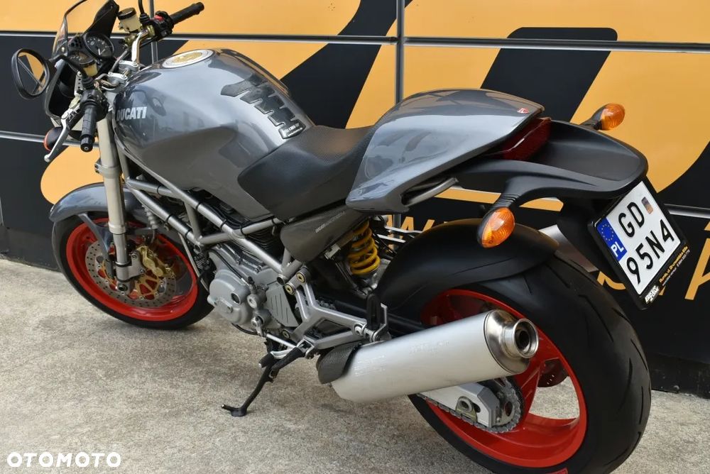 Ducati Monster - 15