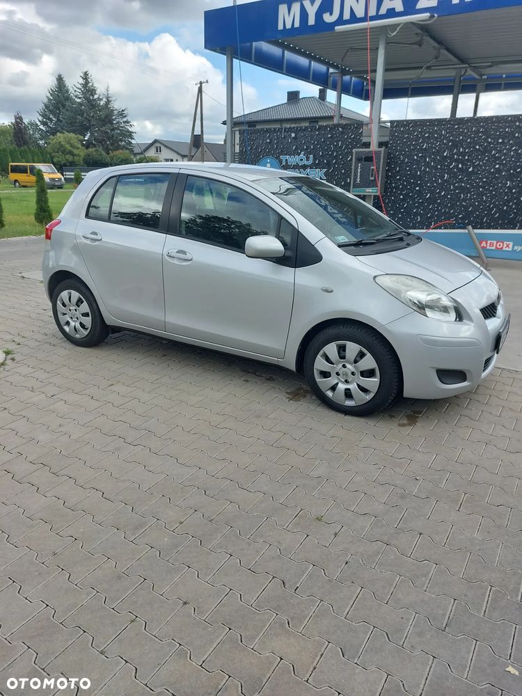 Toyota Yaris 1.33 Sol - 3