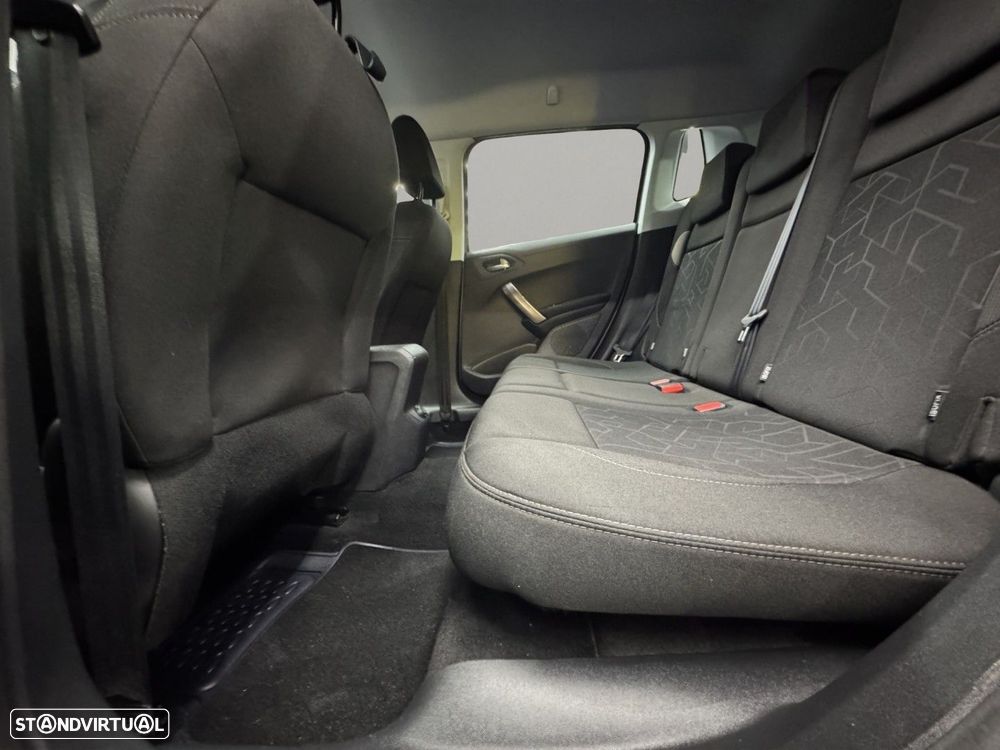 Peugeot 2008 1.6 BlueHDi Style - 19