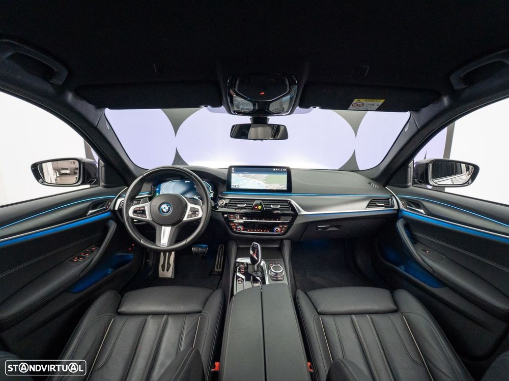 BMW 530 e Pack M - 15