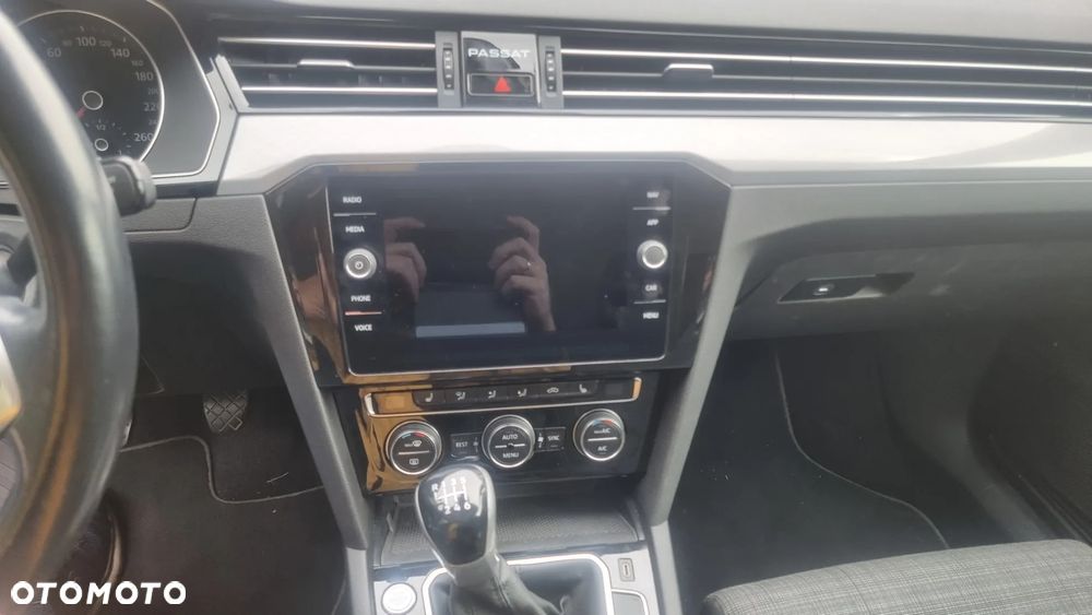 Volkswagen Passat 1.5 TSI EVO Business - 7