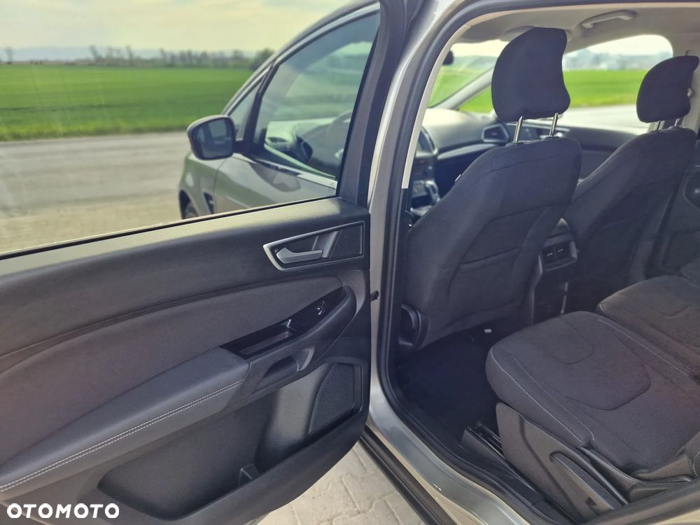 Ford S-Max 2.0 TDCi Titanium PowerShift - 21