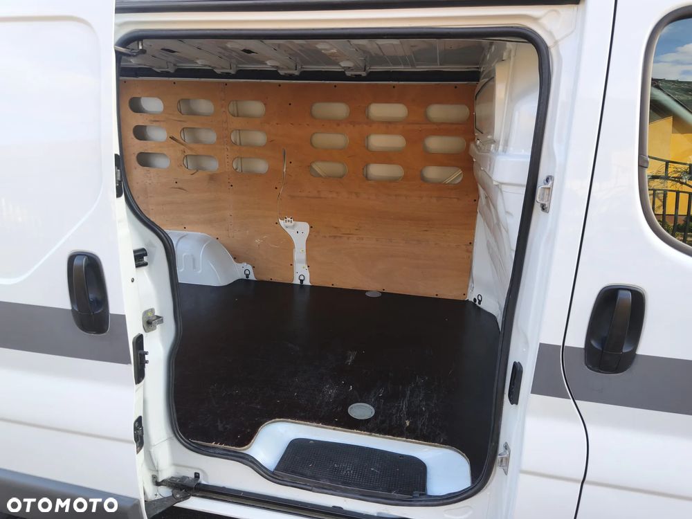 Renault TRAFIC LONG 2.0D 115KM 6 BIEGÓW KLIMATYZACJA SKRZYDEŁKA 14R VIVARO BLUETOOTH - 8