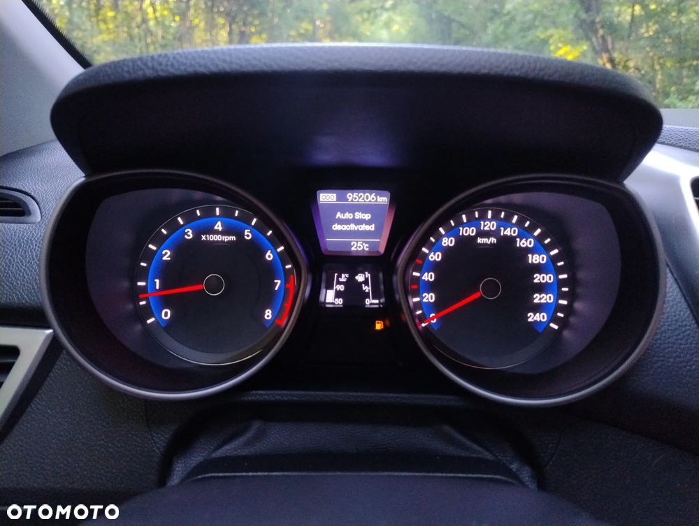 Hyundai i30 1.6 Trend - 13