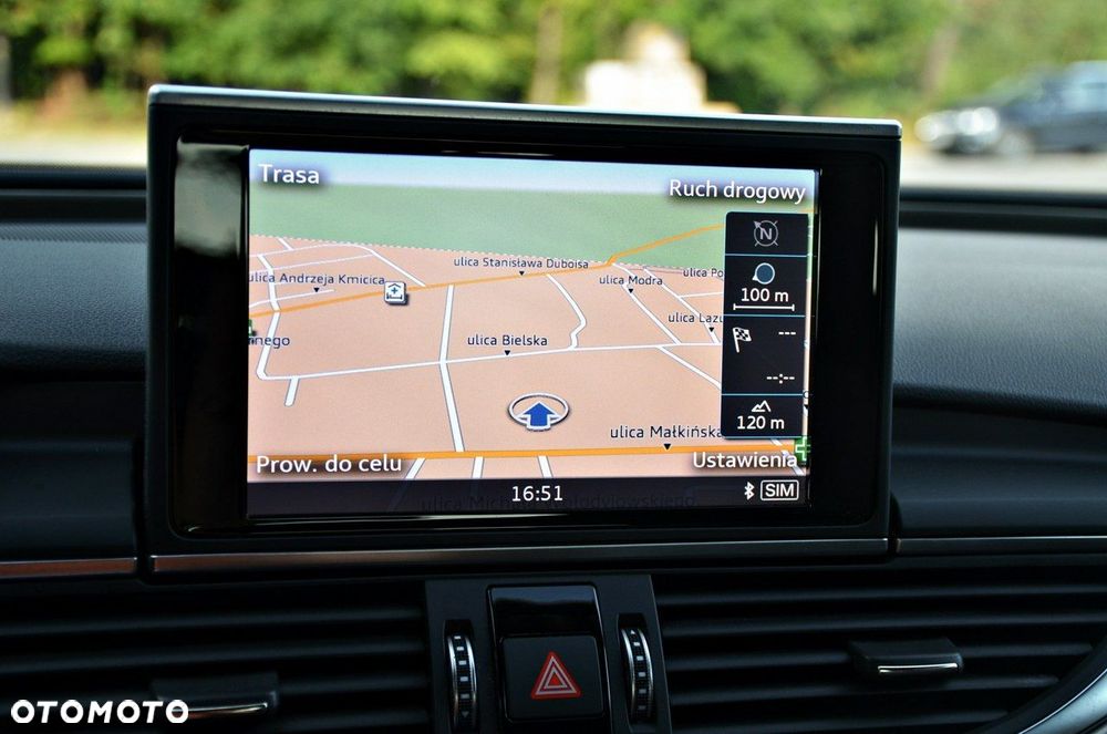 Audi A6 Allroad - 16