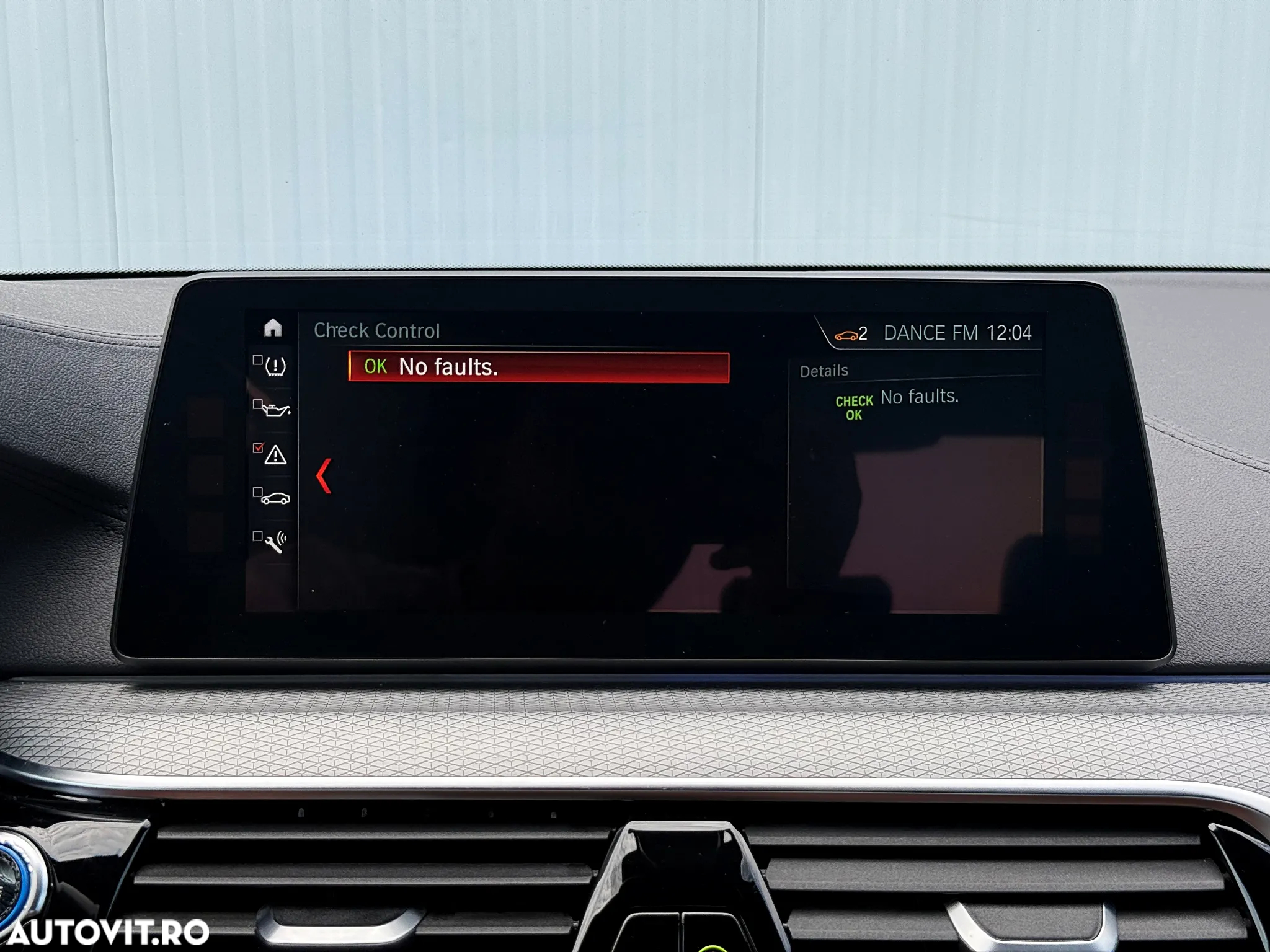 BMW Seria 5 550i xDrive - 35