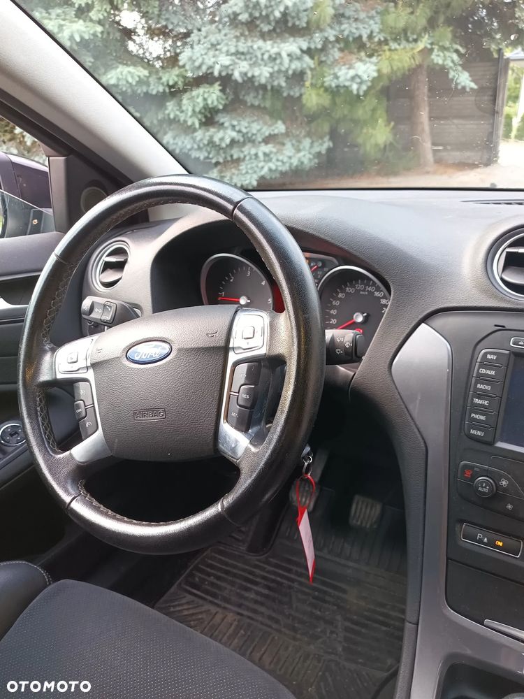 Ford Mondeo 2.0 TDCi Titanium - 22