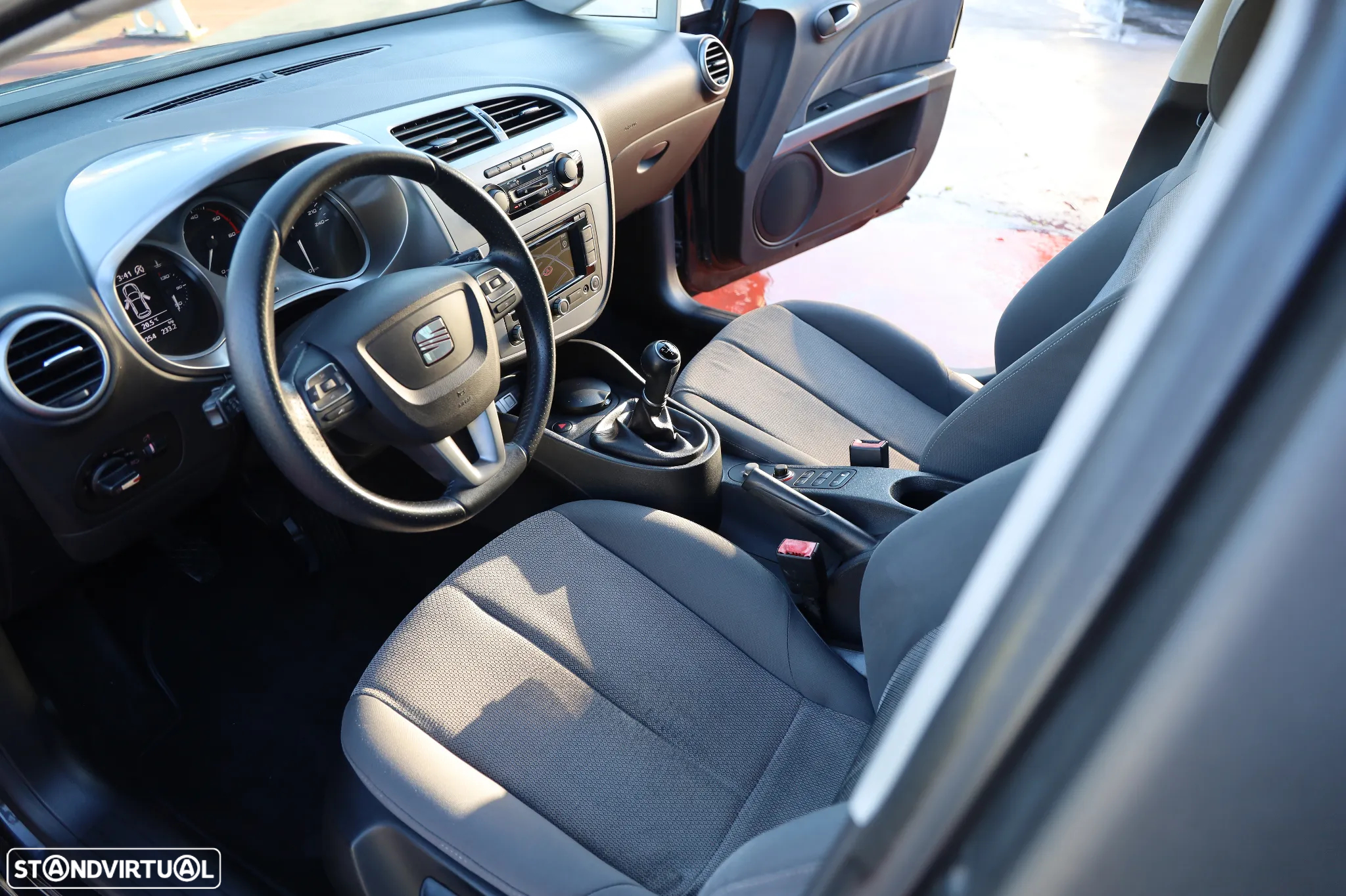 SEAT Leon 1.6 TDI Ecomotive Sport Start/Stop - 14