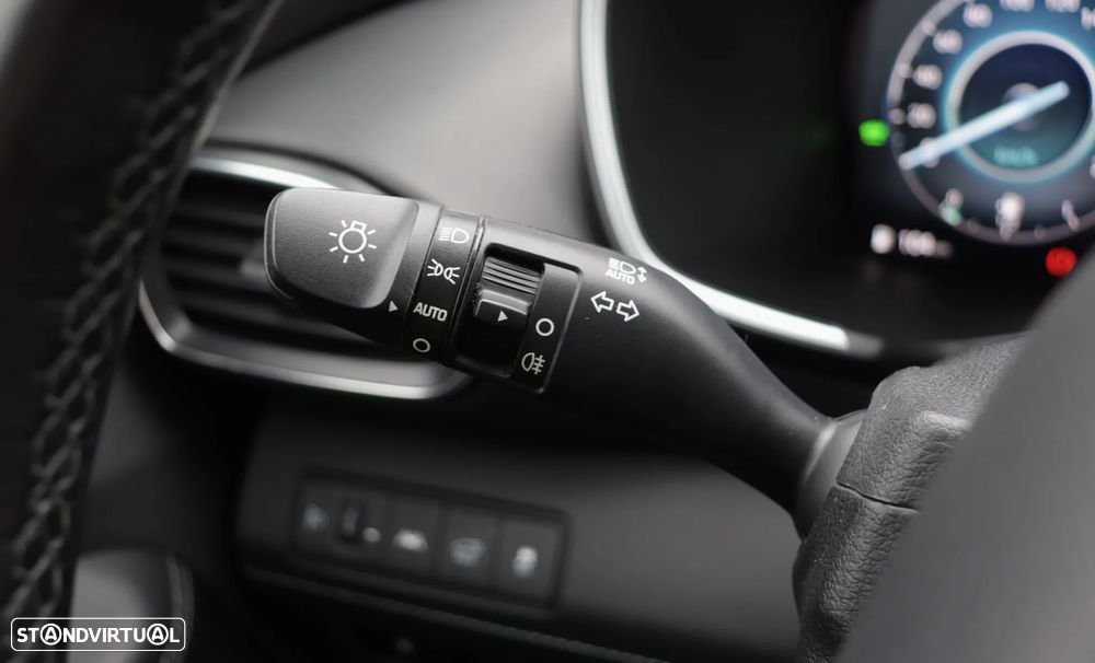 Hyundai Santa Fe 1.6 T-GDI PHEV Vanguard+Luxury Pack - 31