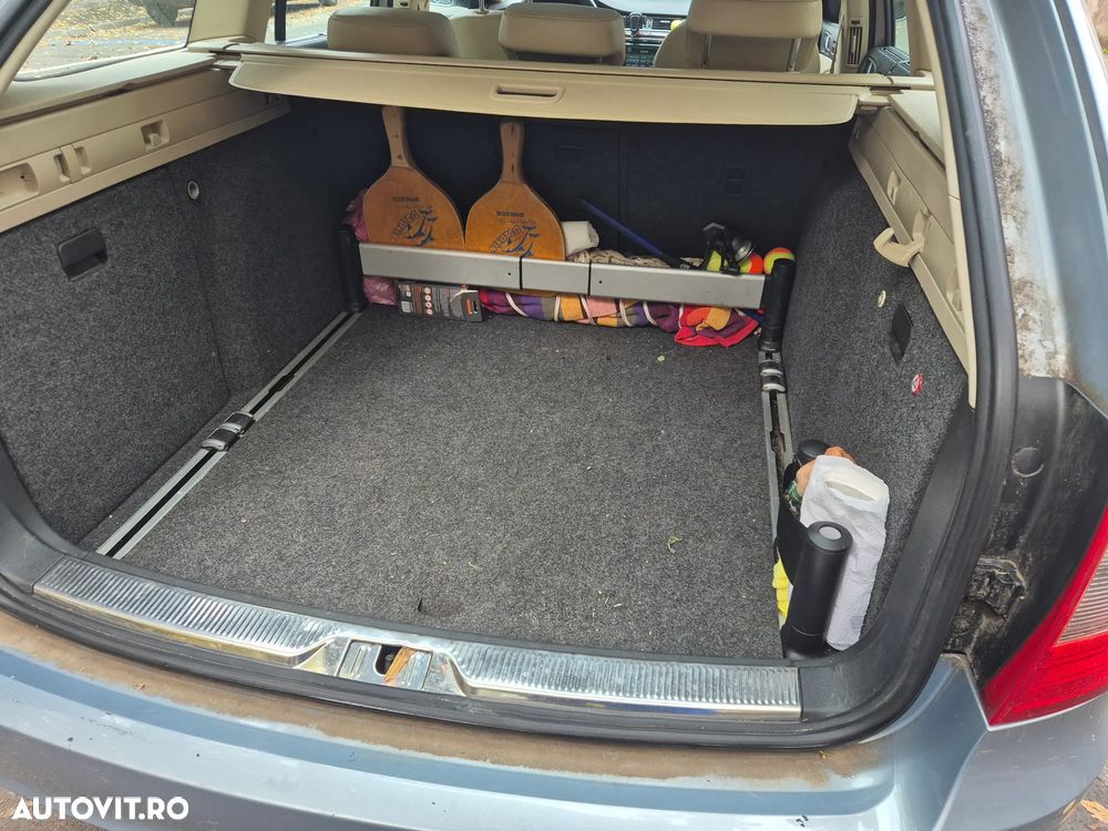 Skoda Superb Combi 2.0 TSI Elegance DSG - 14