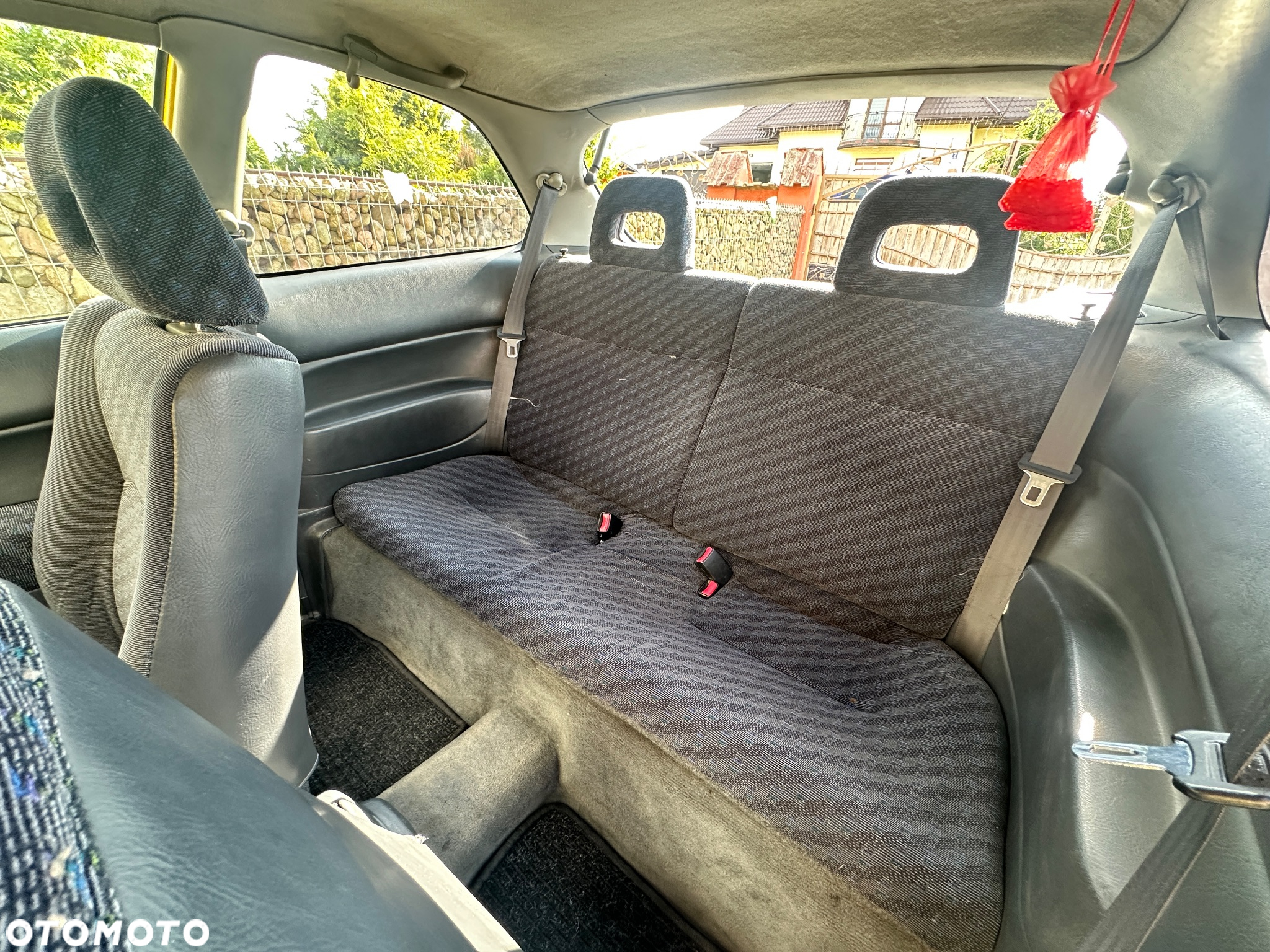 Honda Civic 1.4i S - 11