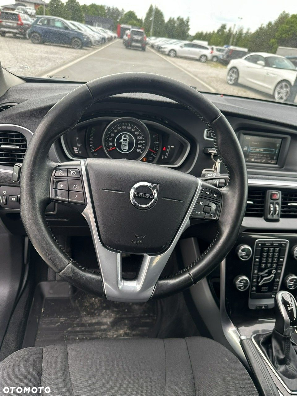 Volvo V40 - 11
