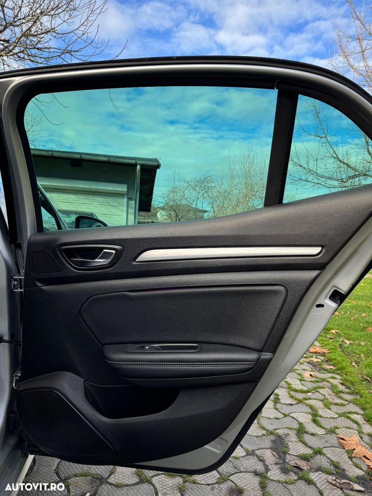 Renault Megane ENERGY dCi EDC Intens - 13