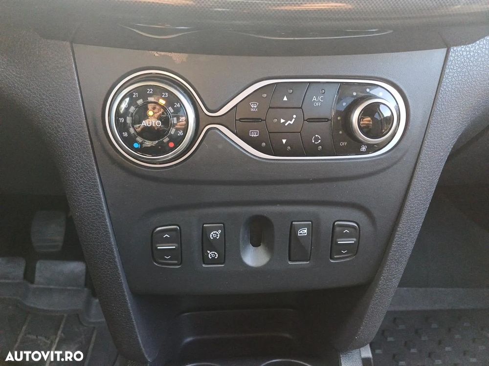 Dacia Logan 1.0 SCe Ambiance - 16