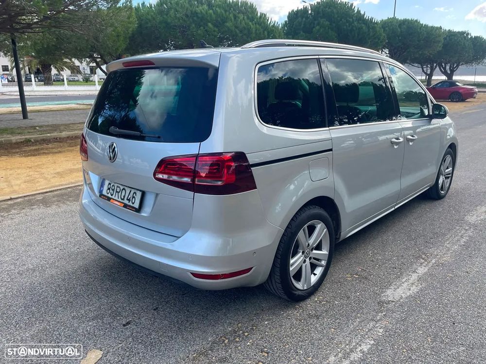 VW Sharan 2.0 TDI Blue Highline DSG - 38