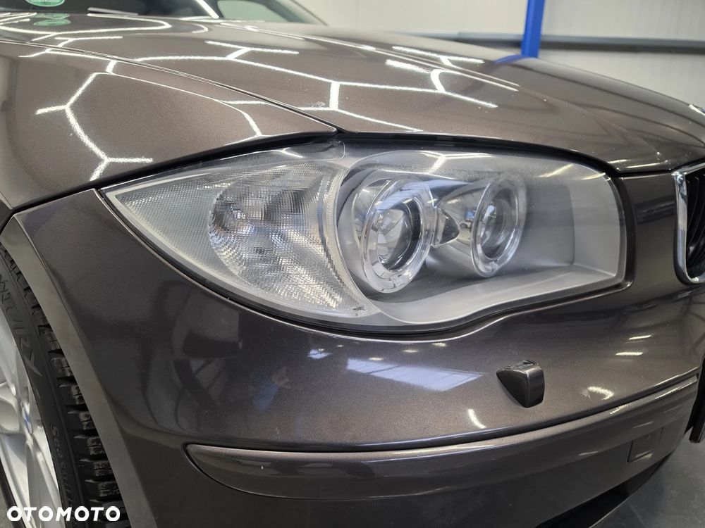 BMW Seria 1 118i - 23