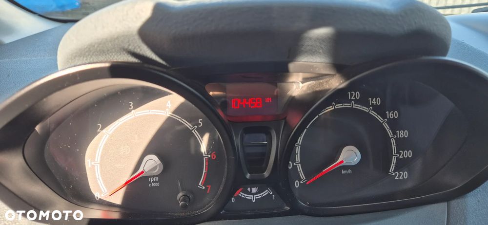 Ford Fiesta 1.4 Trend - 7