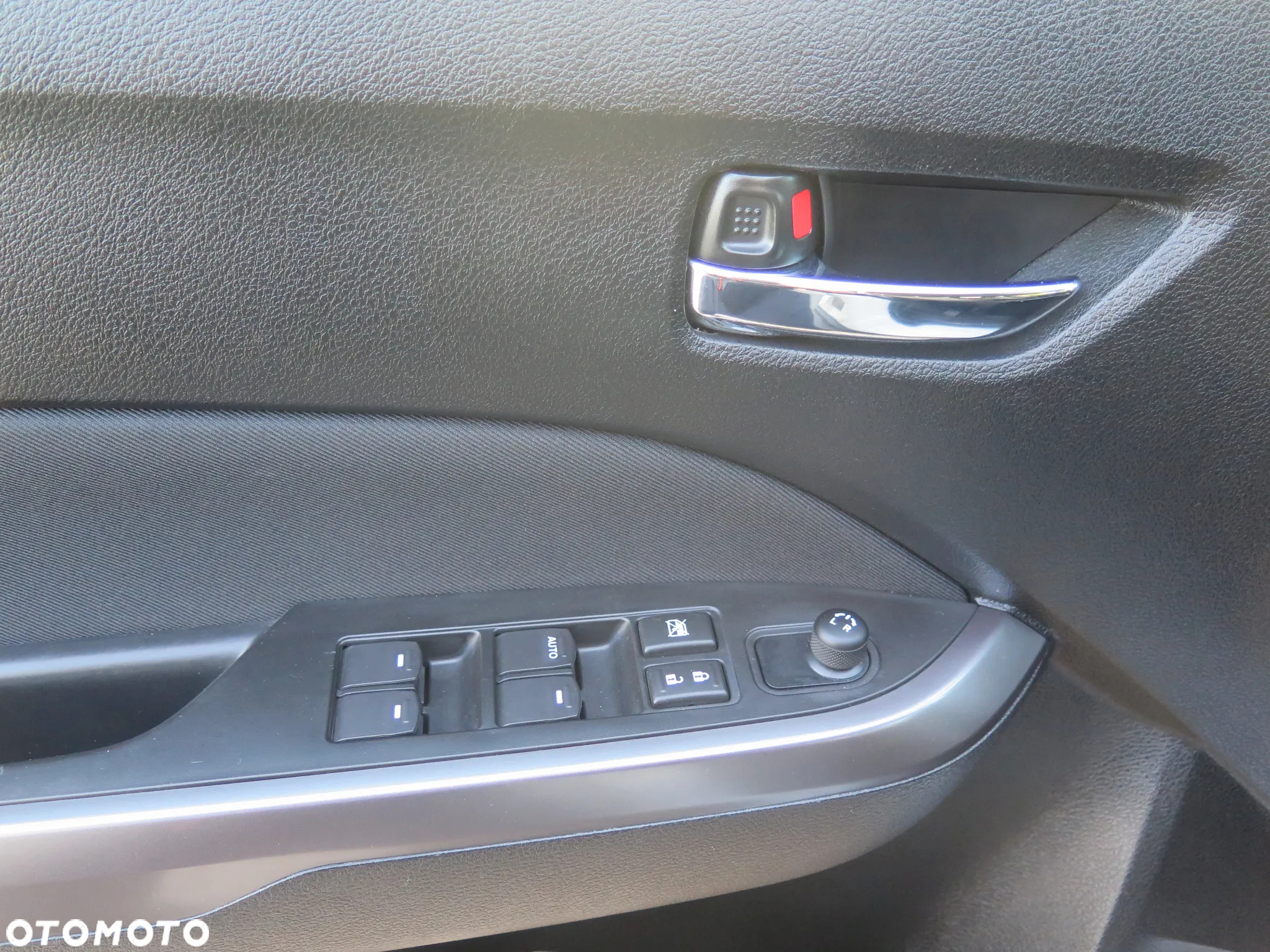 Suzuki Vitara 1.4 Boosterjet Premium 2WD - 16