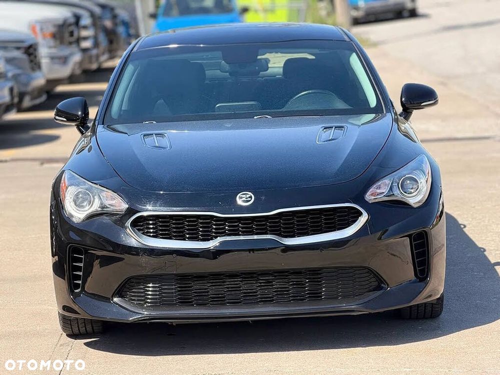 Kia Stinger 2.0 T-GDI GT Line - 4