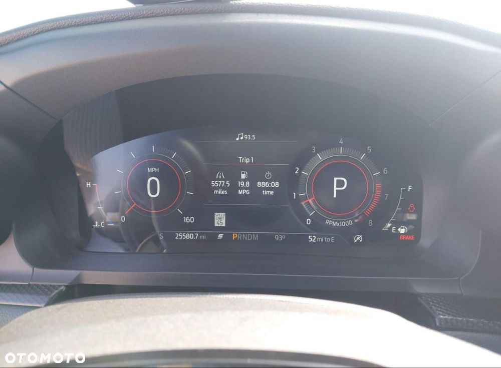 Ford Explorer - 11