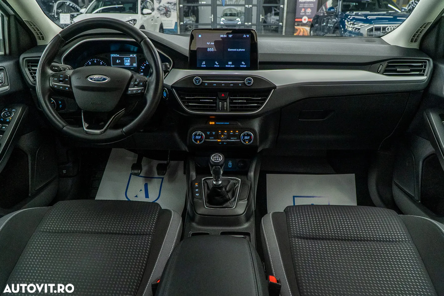 Ford Focus 1.0 EcoBoost Trend Edition - 24