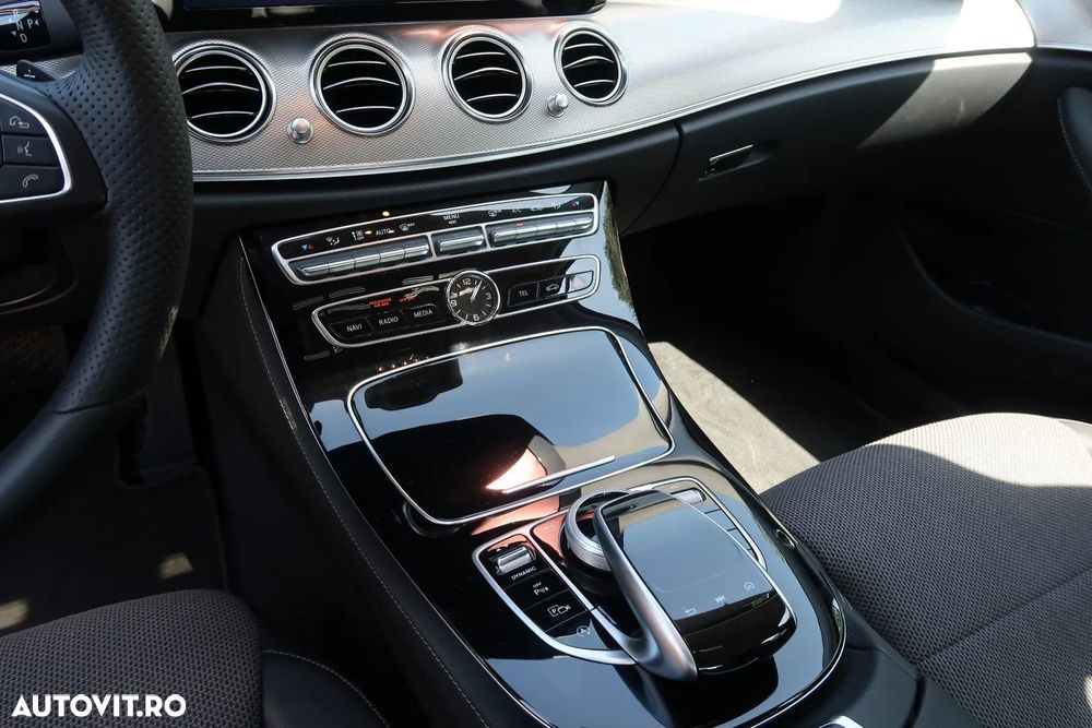 Mercedes-Benz E 250 9G-TRONIC Avantgarde - 14