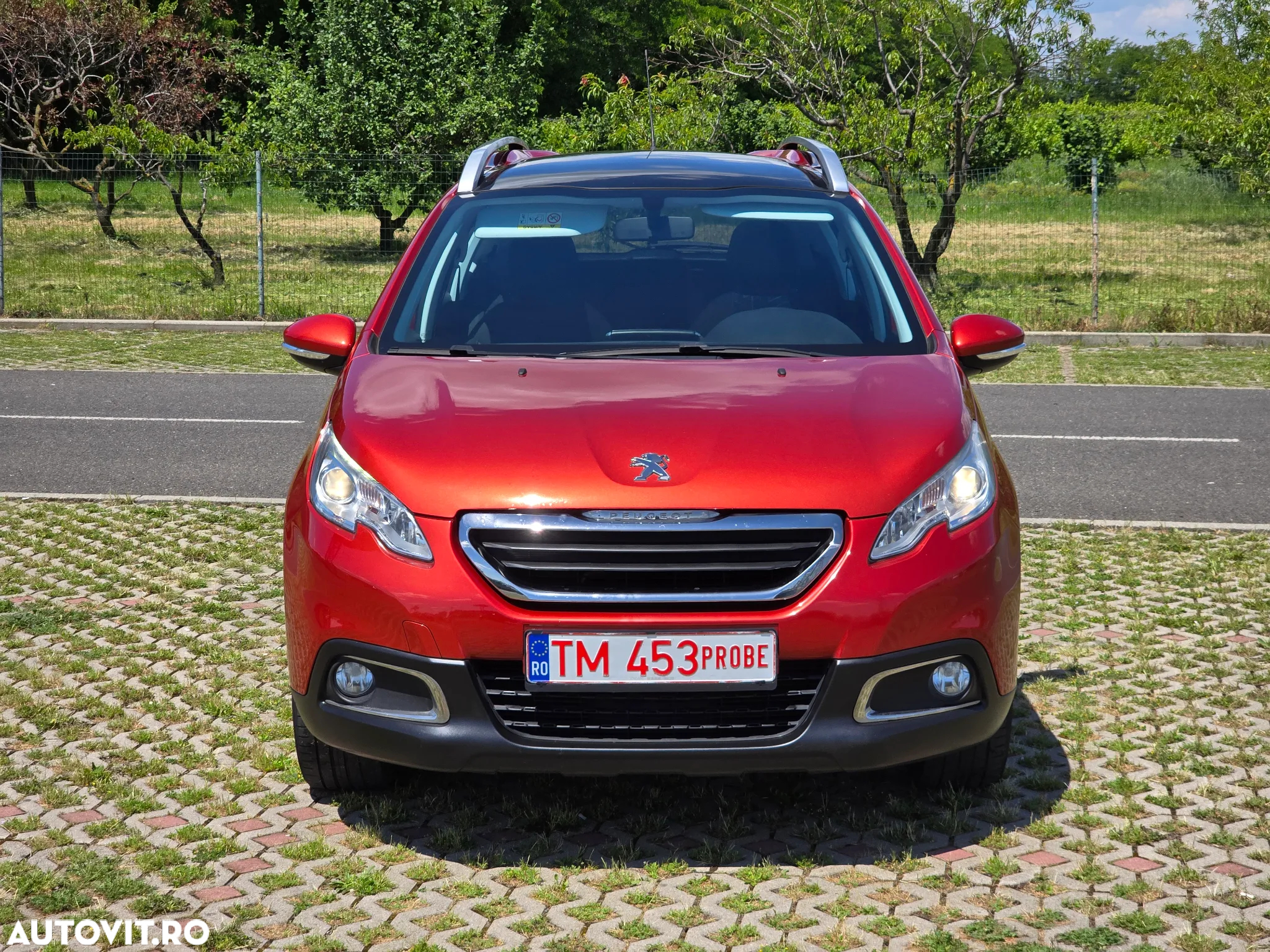Peugeot 2008 1.2 e-VTi STT ETG Allure - 9