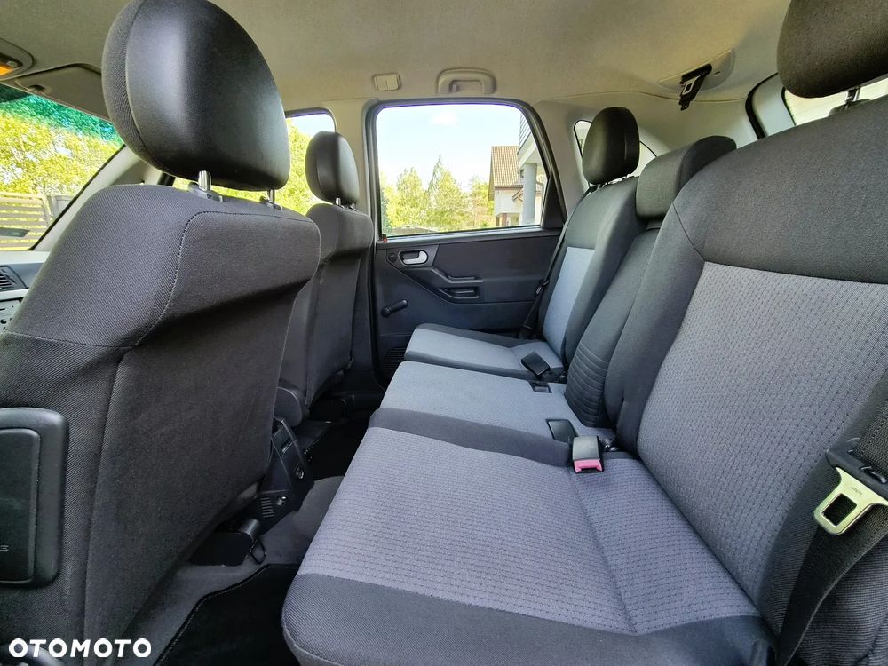 Opel Meriva - 8
